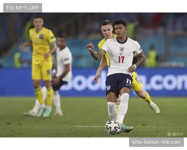 杜埃与罗纳尔迪尼奥灵性之争：天赋传承与进攻创造力对比分析